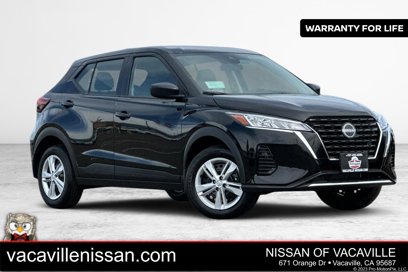 New 2025 Nissan Kicks Play S