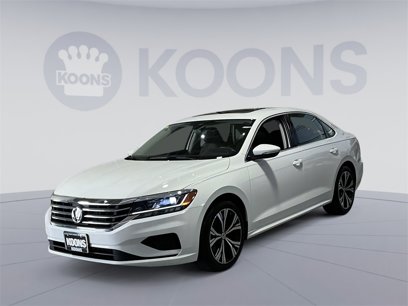 Used 2021 Volkswagen Passat 2.0T SE