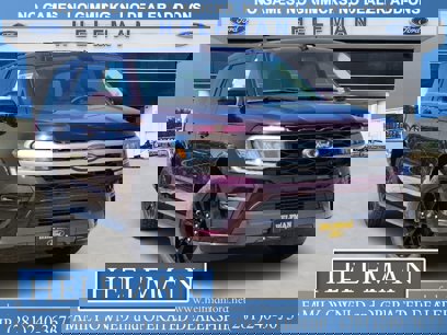 New 2024 Ford Expedition XLT