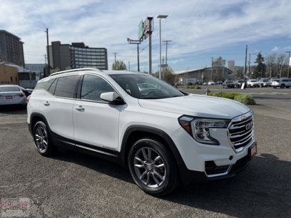 Used 2023 GMC Terrain SLT