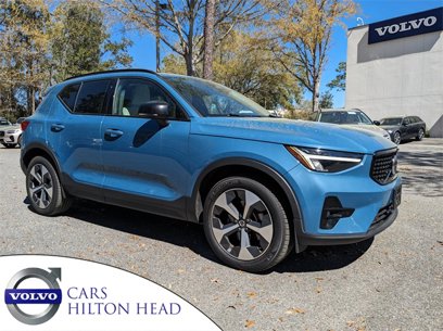 Used 2023 Volvo XC40 B5 Plus
