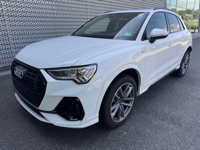 New 2024 Audi Q3 2.0T Premium