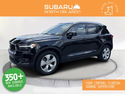 Used 2022 Volvo XC40 T5 Momentum