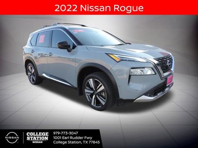 Certified 2022 Nissan Rogue Platinum w/ Head-Up Display Package