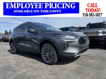 New 2025 Ford Escape SE