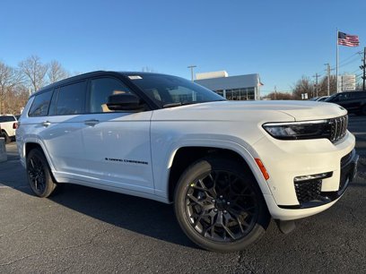New 2025 Jeep Grand Cherokee L Summit w/ Advanced Protech Group IV