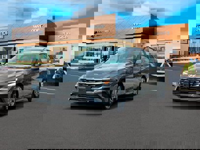 New 2025 Hyundai Elantra Blue