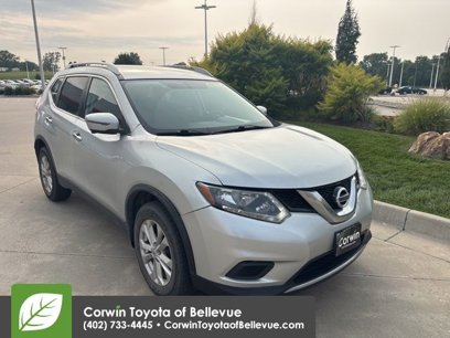 Used 2016 Nissan Rogue SV w/ SV Premium Package