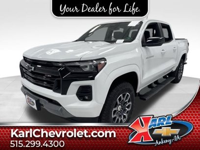 Used 2024 Chevrolet Colorado Z71 w/ Z71 Convenience Package 2
