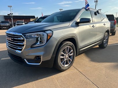 Used 2024 GMC Terrain SLT