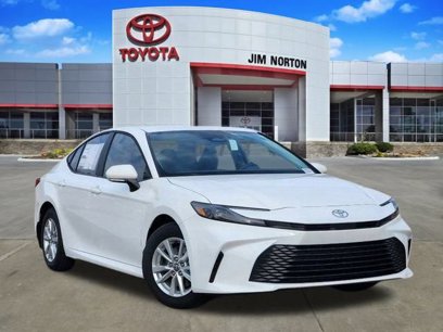 New 2025 Toyota Camry LE