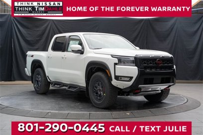 New 2025 Nissan Frontier PRO-4X w/ Pro Convenience Package