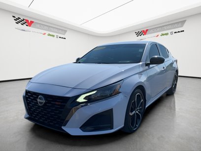 Used 2023 Nissan Altima 2.5 SR