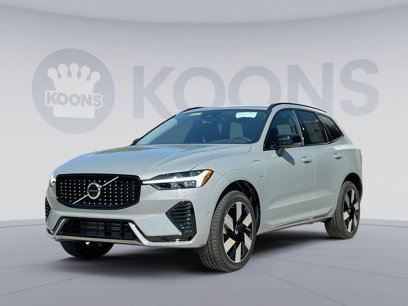 New 2025 Volvo XC60 T8 Plus w/ Protection Package Premier