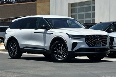 New 2025 Lincoln Nautilus Premier
