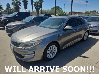 Used 2018 Kia Optima LX w/ 17" Alloy Wheels Package