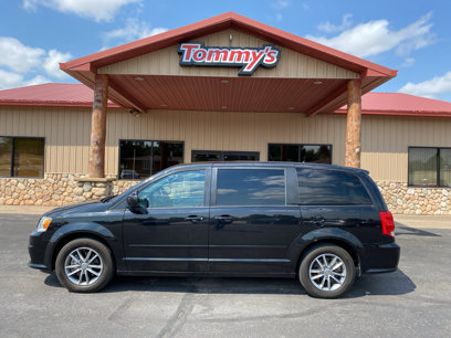 Used 2016 Dodge Grand Caravan SE