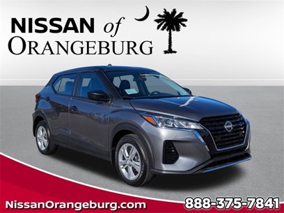 New 2024 Nissan Kicks S