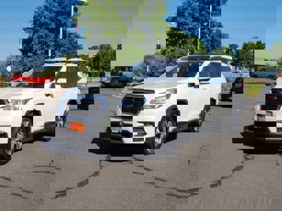 Used 2020 Subaru Ascent Premium w/ Convenience Package