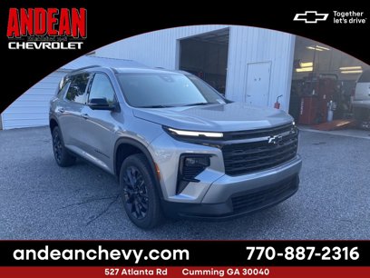 New 2025 Chevrolet Traverse LT w/ Midnight/Sport Edition