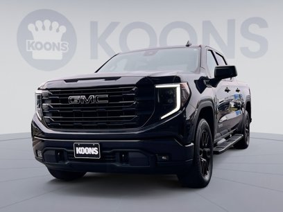 Used 2022 GMC Sierra 1500 Elevation w/ LPO, Elevation Black Package