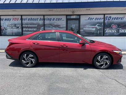 New 2025 Hyundai Elantra SEL