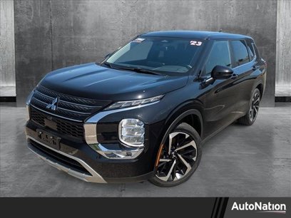 Used 2023 Mitsubishi Outlander SE