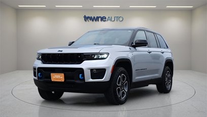 Used 2022 Jeep Grand Cherokee Trailhawk w/ Advanced Protech Group II