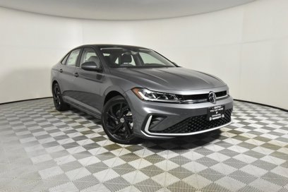 New 2025 Volkswagen Jetta SE