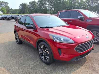 Used 2022 Ford Escape SE w/ SE Sport Appearance Package