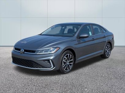 Certified 2025 Volkswagen Jetta SE