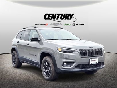 Used 2022 Jeep Cherokee Latitude w/ Sun & Sound Group