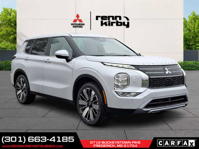 New 2025 Mitsubishi Outlander SE