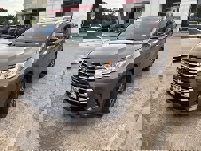 Used 2018 Toyota Highlander XLE