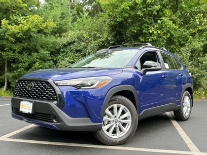 New 2025 Toyota Corolla Cross LE w/ Moonroof Package