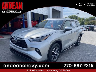 Used 2021 Toyota Highlander XLE