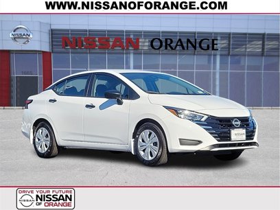 New 2025 Nissan Versa S w/ Trunk Package