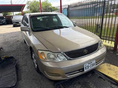 Used 2001 Toyota Avalon XL