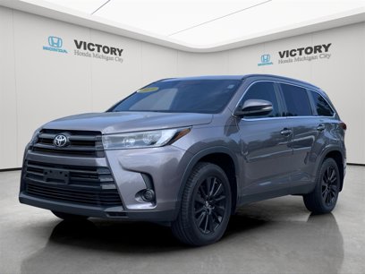 Used 2019 Toyota Highlander SE