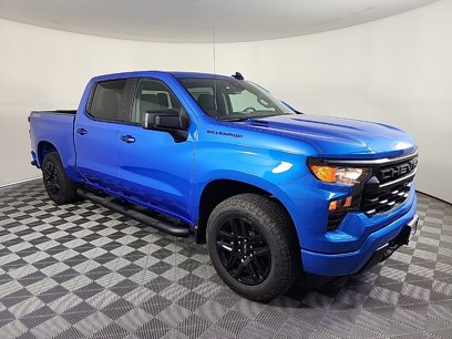 New 2025 Chevrolet Silverado 1500 Custom w/ Turbomax Blackout Package