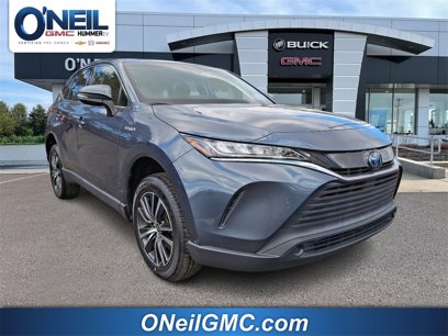 Used 2021 Toyota Venza LE w/ Carpet Mat Package (TMS)