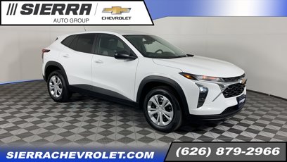 Used 2025 Chevrolet Trax LS