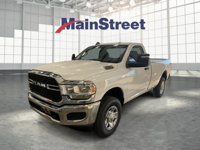 New 2024 RAM 2500 Tradesman w/ Chrome Appearance Group