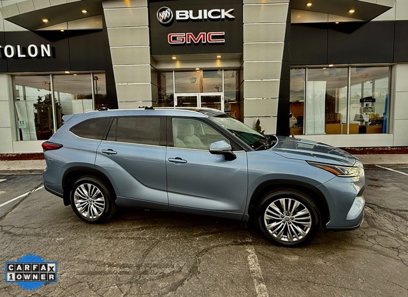 Used 2021 Toyota Highlander Platinum