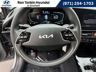 Used 2023 Kia Niro LX