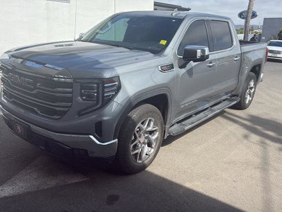 Used 2023 GMC Sierra 1500 SLT w/ SLT Premium Package