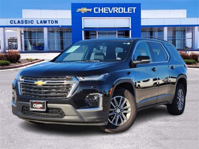 Used 2023 Chevrolet Traverse LT