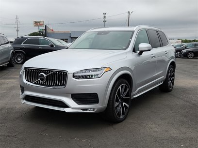 Used 2022 Volvo XC90 T6 Momentum