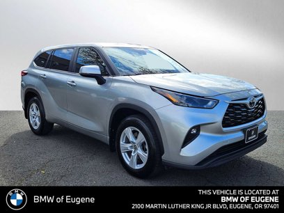 Used 2023 Toyota Highlander LE