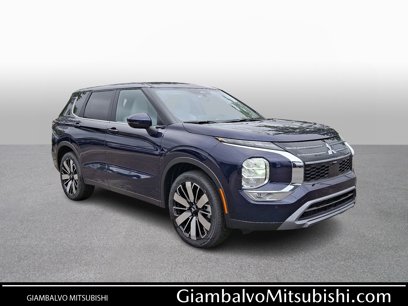 New 2025 Mitsubishi Outlander SE